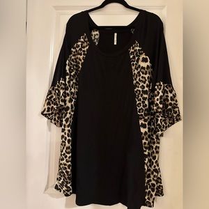 Cute Black and Leopard Tunic Top